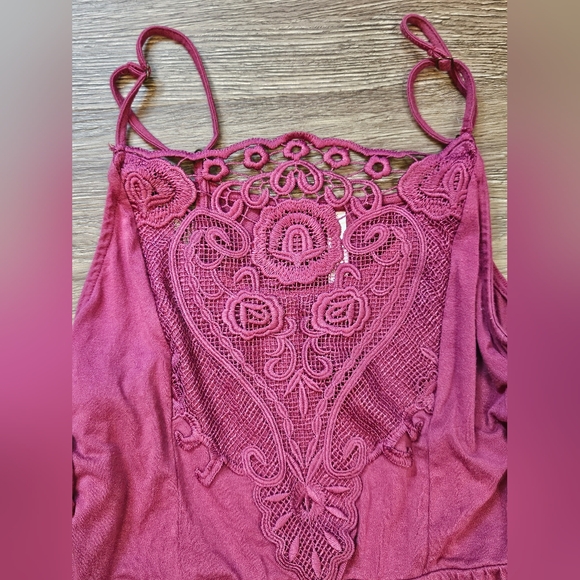 Cranberry colored Dress - Picture 4 of 7